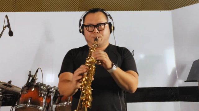 Kenny G - The First Noel saxophone cover by Sax Bae смотреть онлайн