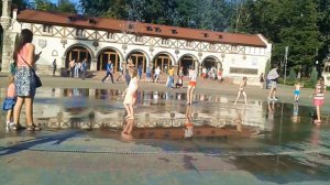 Веселый фонтан в парке Горького 2018