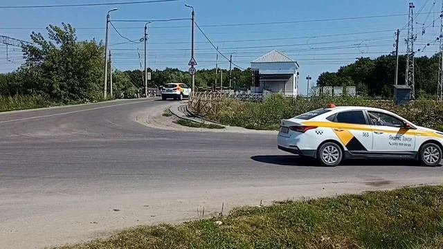 ЖД ПЕРЕЕЗД. Пригородный электропоезд МЦД.
