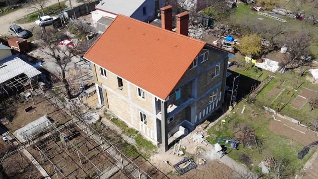 Завершили строительство дома в Севастополе СТ Мичурино. Дом из ракушечника и фасадные работы.