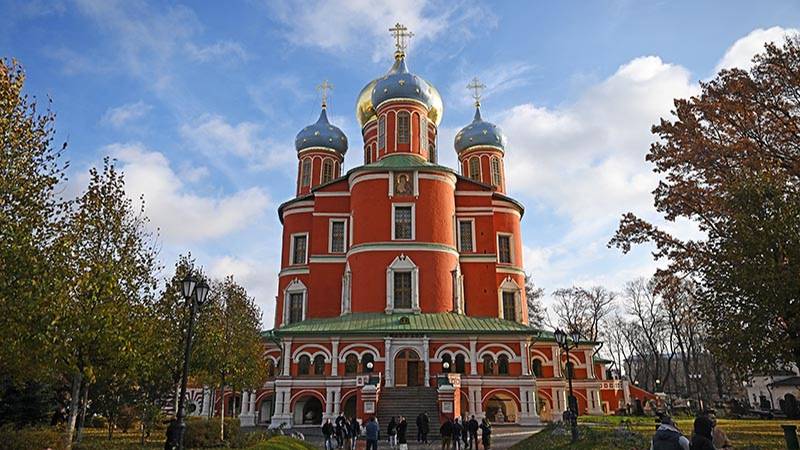 Москва. Донской и Новоспасский монастыри смотреть онлайн