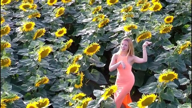 Maha mantra Hare Krishna | Thea Mantra смотреть онлайн