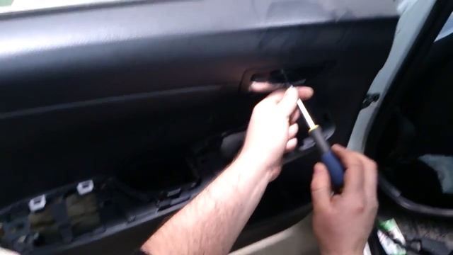 Разборка карты двери. Disassembly of the door card смотреть онлайн