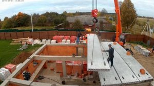 Монтаж Бетонных Плит перекрытия Закончили первый этаж.