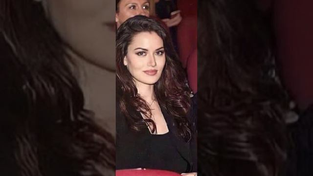 новые фотографии Бурак Озчивита 💗 смотреть онлайн