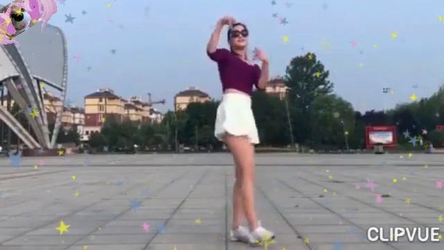 Шикарная NEW-2022г.На Губах Помада Валерий Палаускас. смотреть онлайн