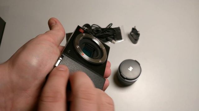 YI M1 Camera First Impressions And... its GREAT!? смотреть онлайн