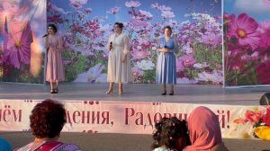 «Ходит песенка по кругу». Ансамбль «Три сестры»