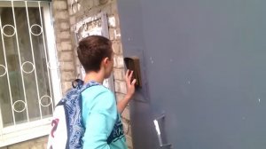 Прикол. Как правильно звонить в домофон