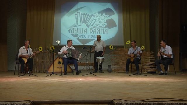 Ансамбль русских народных инструментов - Ярмарка.. Гуляй, Россияне! смотреть онлайн