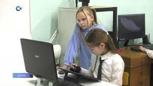 Руководителя арт-студии «Домик света» отметили почётным знаком «Лучший педагог-художник года - 2024»