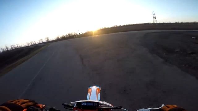 ПЕРВЫЙ ВЫЕЗД на МОТОЦИКЛЕ за 45 000 тыс смотреть онлайн