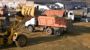 ФРОНТАЛЬНЫЙ ПОГРУЗЧИК АМКОДОР-352
