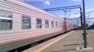 Электровоз ЭП1-298 с пассажирским поездом №351Э  Владивосток — Советская Гавань.