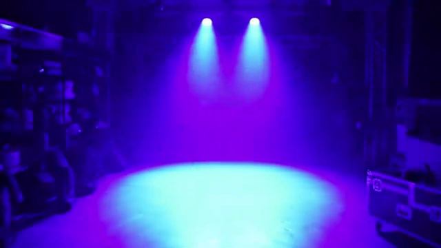 MAC AURA 19*15W RGBW Wash zoom Moving Head with backlight effect смотреть онлайн