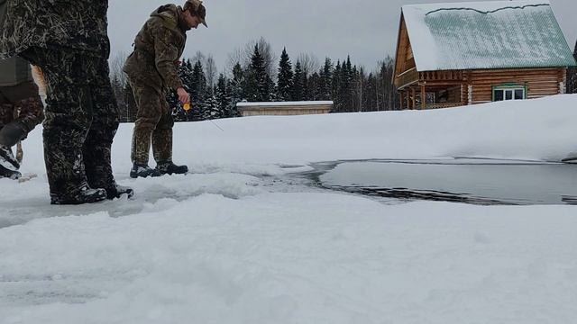 Бешеный клев форели зимой. смотреть онлайн