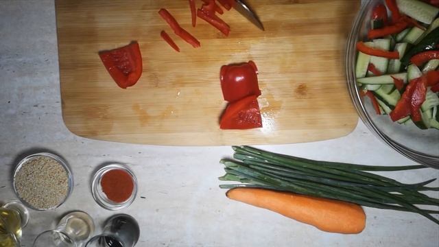 Невероятно вкусные ОГУРЦЫ ПО КОРЕЙСКИ БЫСТРО И ВКУСНО! Салат из огурцов по корейски за 5 минут смотреть онлайн