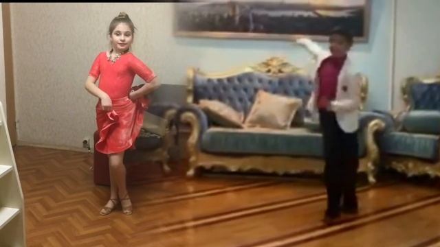 Номер «Свидание» Студия бального танца «ОКСи» смотреть онлайн