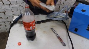 Сварка на кока-коле. Генератор углекислого газа \\ Welding on Coca Cola. Generator of carbon dioxid