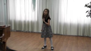 Долгополова София 9лет ДШИ46 Кемерово Я.Дубравин, сл.В.Суслова_ Я рисую