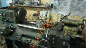 Токарный 1615    крутитццааааа