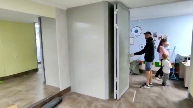 Раздвижная перегородка для детского центра