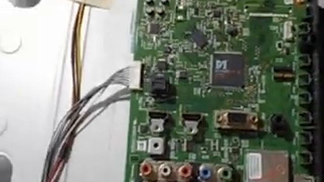 TV LCD TOSHIBA REGZA 40" смотреть онлайн