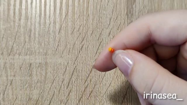 Кленовый лист из бисера | Фигурка крестиком | Мастер-класс из бисера | Туториал | Beaded maple Lea смотреть онлайн