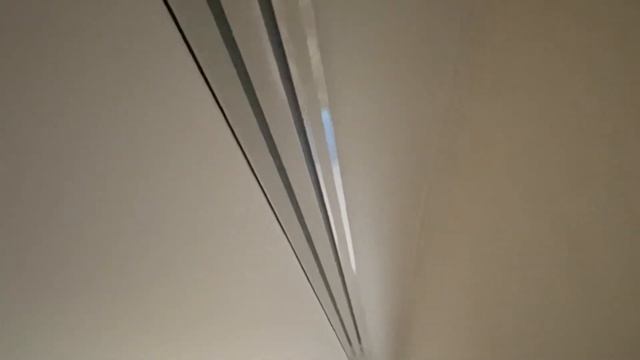 Потолок на теневом примыкании evrokraab с еврокарнизом смотреть онлайн