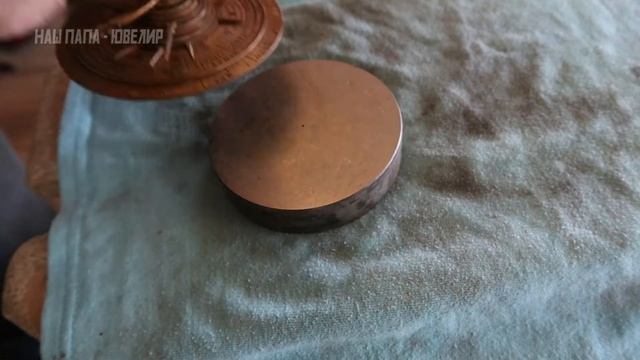 Астролябия из музея истории наук в Оксфорде. Astrolabe with astrological volvelle from HSM in Oxfor смотреть онлайн