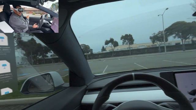 Experiencing Apple Vision Pro but in a Car! смотреть онлайн