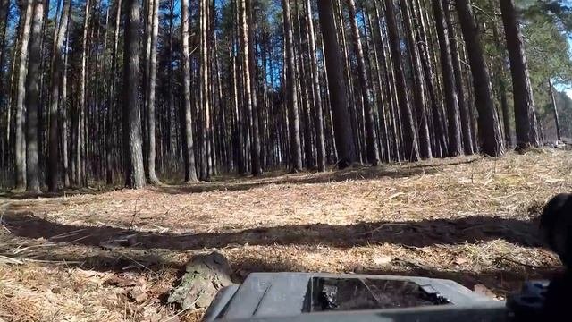 Еду за рулем радиоуправляемого автомобиля. FPV на трофи моделях.
