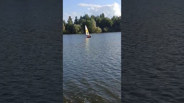 Катамаран своими руками. Прогулка под парусом. #катамаран #своимируками #парусныйкатамаран