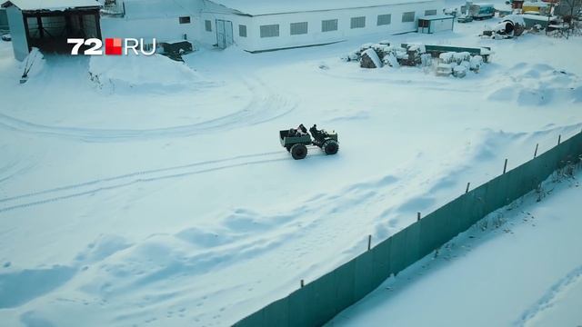 Тюменский инженер собрал вездеход из старых запчастей