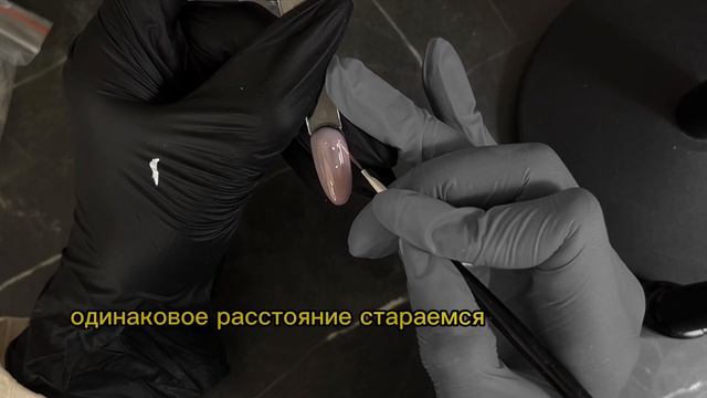 Как рисовать пустые сердечки на ногтях. Мк по быстрым и трендовым дизайнам.