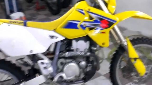 SUZUKI DRZ смотреть онлайн