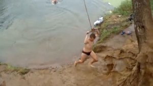 ныряем на речке)