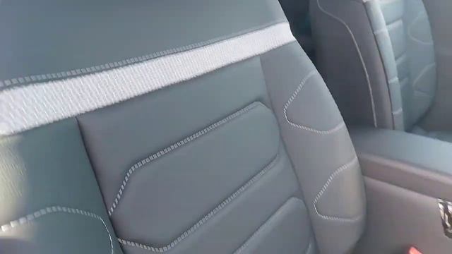 GSZ6636 - Citroen Demo Model Citroen C4 100kW Shine Plus 50kWh 5Dr Auto Hat... смотреть онлайн