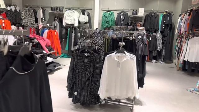 ЛАРА АНТАЛИЯ..ОБЗОР РАЙОНА, ОГРОМНЫЙ ТЕРРА ?СИТИ#анталия #antalya#lara #shorts #лараанталия