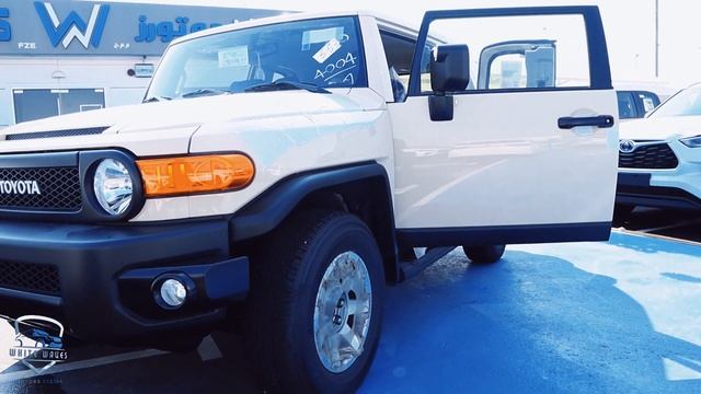 TOYOTA FJ CRUISER 4.0L 2023 MID OPTION FINAL EDITION смотреть онлайн