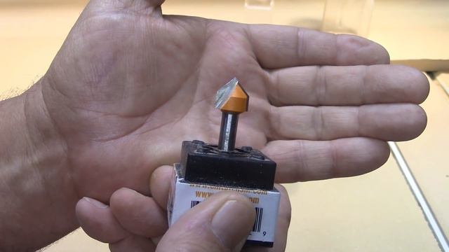 How Much Bit in the Collet? - CNC For Beginners смотреть онлайн