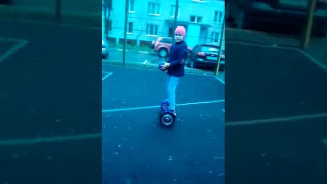 Часть вторая ИСПЫТАНИЯ на гироскутере! смотреть онлайн