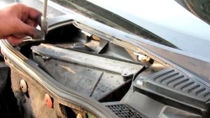 Рено Меган 1999. 1,4 / 16V . Замена фильтра салона