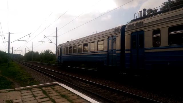 Поезд № 6094 Львов - Здолбунов - Ровно отправление со о.п Квасилов Ровненская область Украина смотреть онлайн