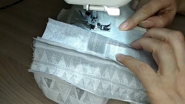 Новые квадраты  для обратной стороны покрывала, сшиваю полоски,нарезаю квадраты.
