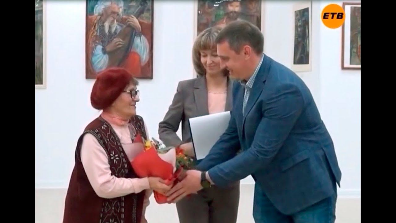 В Ейском художественном музее торжественно открылась выставка Ларисы Ивановны Глоба.
