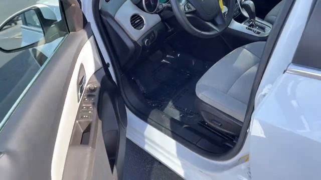 2016 Chevrolet Cruze Limited Clintonville, Shawano, New London, Appleton, Green Bay, WI 15084-1 смотреть онлайн