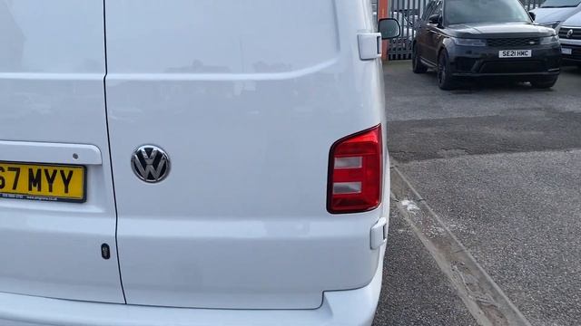 Volkswagen Transporter 2.0 TDI T28 BlueMotion Tech Highline FWD SWB Euro 6 (s/s) 5dr 1968 cc смотреть онлайн