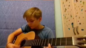 Урок игры на гитаре на одной струне новогодняя песня!!!