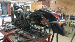 KAWASAKI VN 1700 Vaquero . Ремонт рамы .